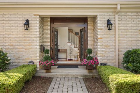 21 Avon Street S 21 Saint Paul MN 55105