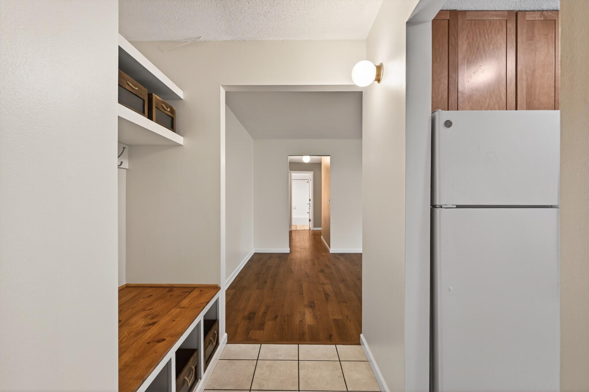 4624 Cedar Lake Road S 3