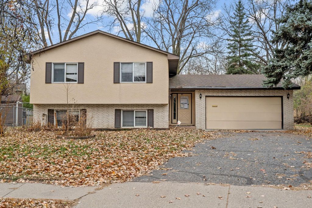 Photo of 630 Hall Lane, Minneapolis, MN 55411 (MLS # 7029537)