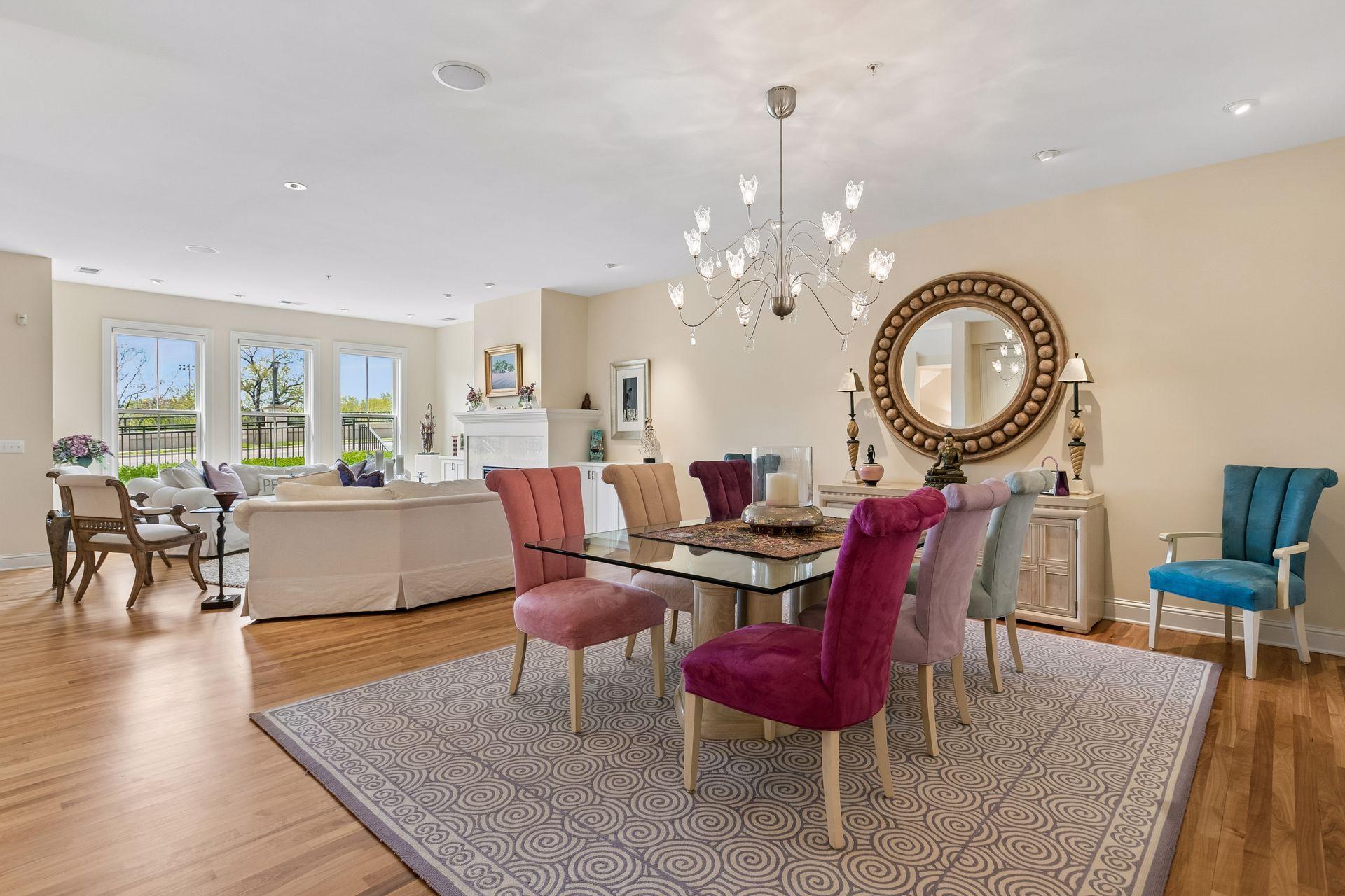 101 Main Street NE 8