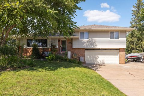 3600 W 102nd Street Bloomington MN 55431