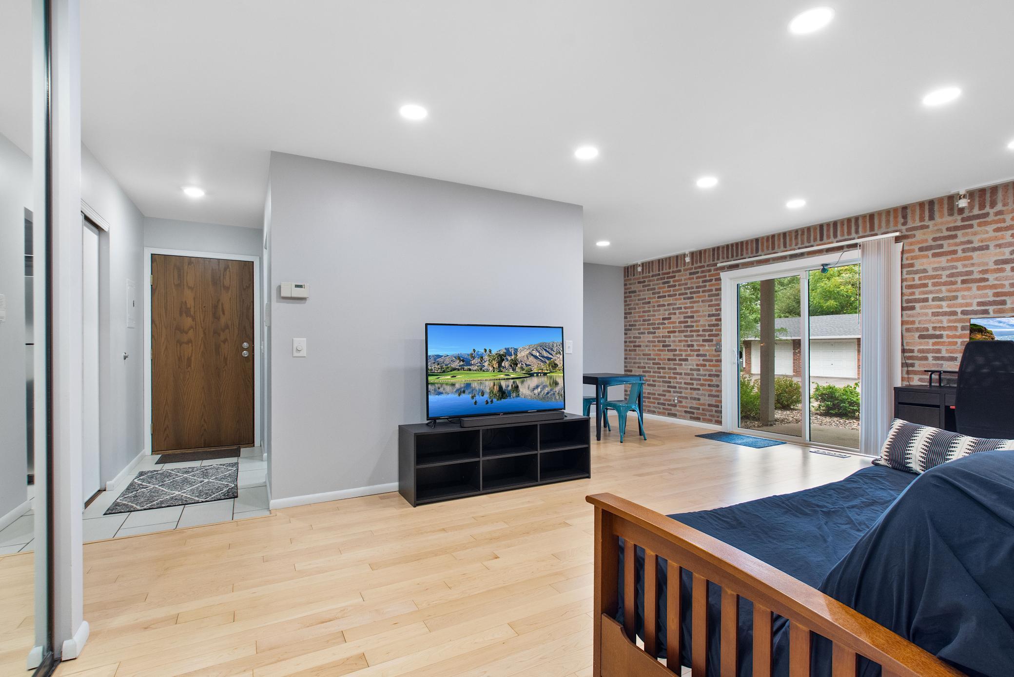6317 Alderwood Bay A