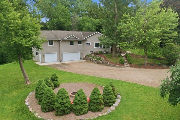 13508 SUNSET TRL, PLYMOUTH, MN 55441 - Image a7bd0ed75ec6525e3cee5b5c42fbcd43/1696391511