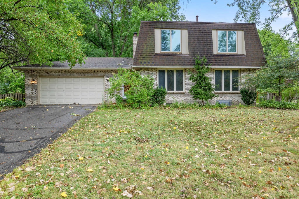 Photo of 7741 Heritage Road, Eden Prairie, MN 55346 (MLS # 7144813)