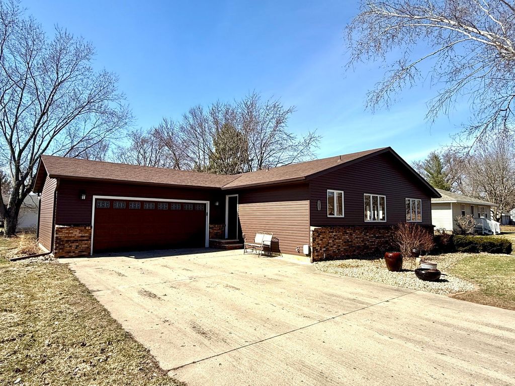 Photo of 203 3rd Street SW, Medford, MN 55049 (MLS # 7046319)
