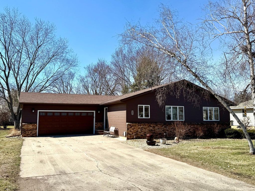 Photo of 203 3rd Street SW, Medford, MN 55049 (MLS # 7046319)