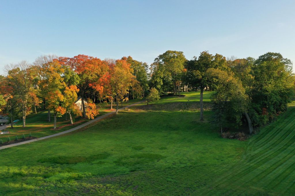 Photo of 4894 Bridgevine Way, Independence, MN 55359 (MLS # 7083475)