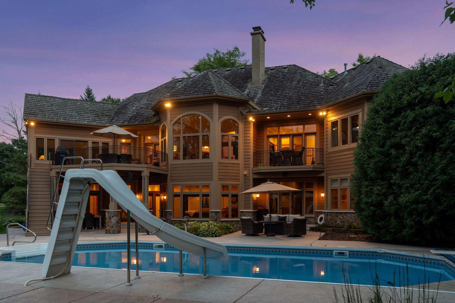 750 Navajo Road W