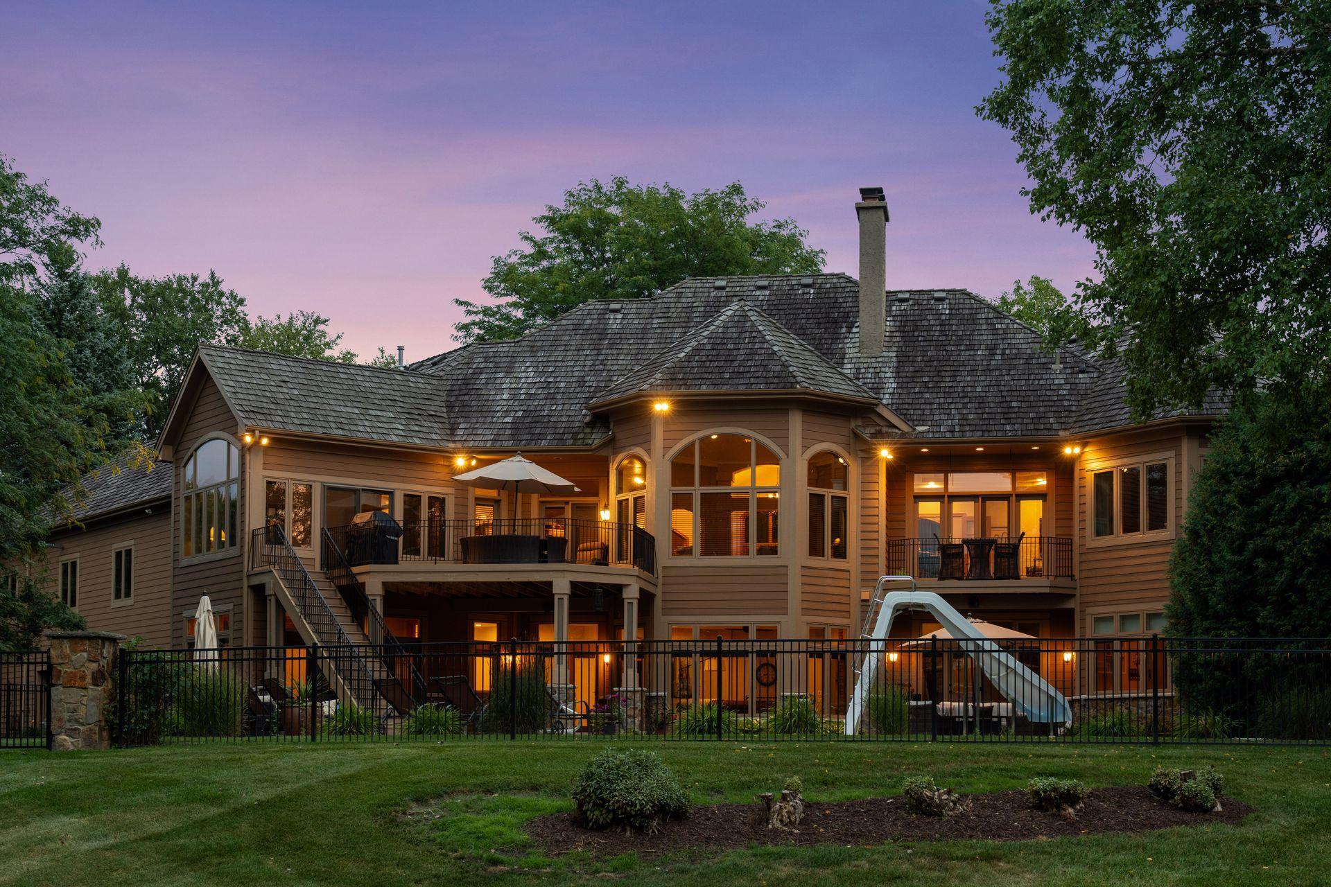 750 Navajo Road W