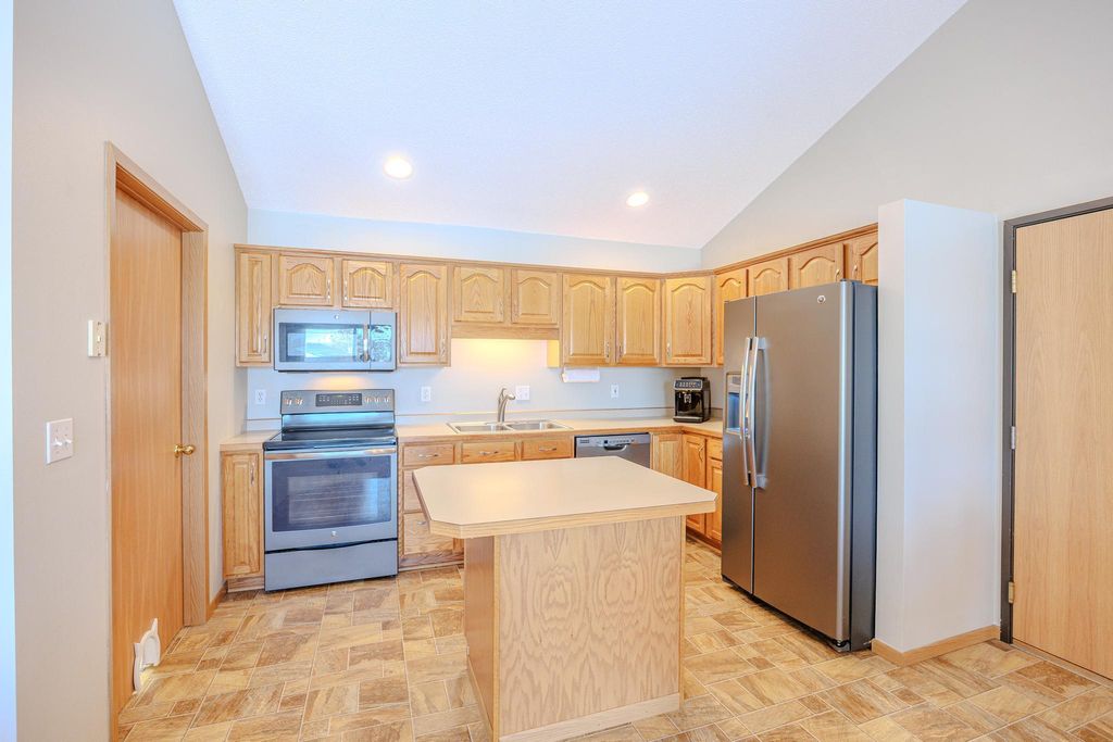 Photo of 403 Clausen Avenue SW #5, Bemidji, MN 56601 (MLS # 7026845)