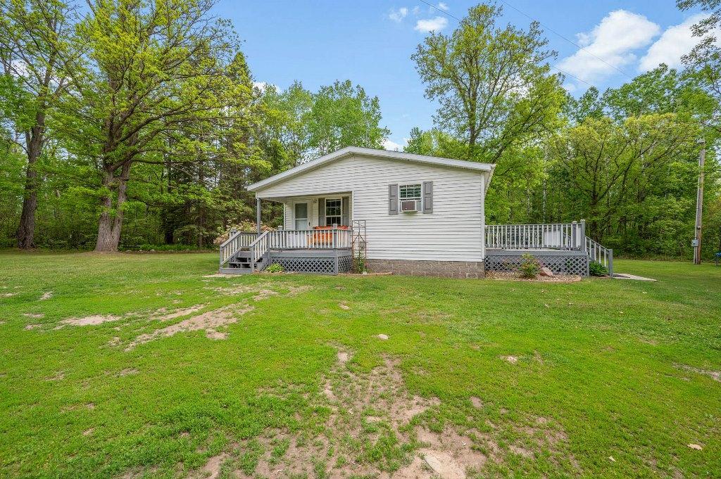 Photo of 21982 Grouse Lane, Grand Rapids, MN 55744 (MLS # 7121974)