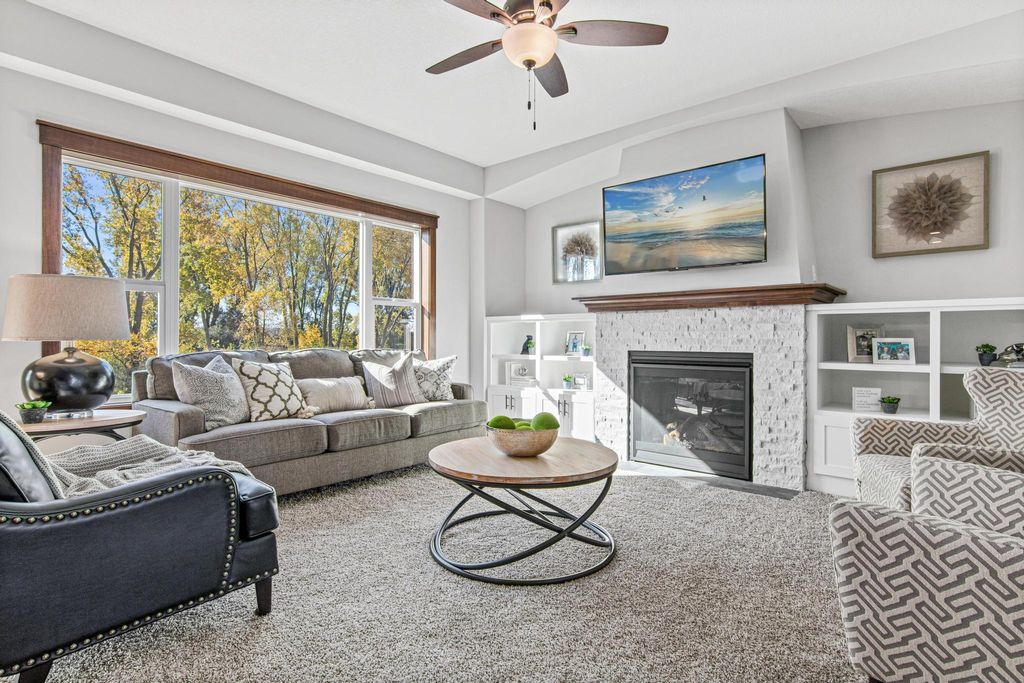 Photo of 1604 Spruce Street, Farmington, MN 55024 (MLS # 6824724)