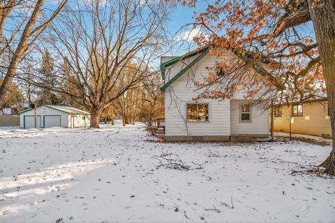 676 Birch Lane S Shoreview MN 55126