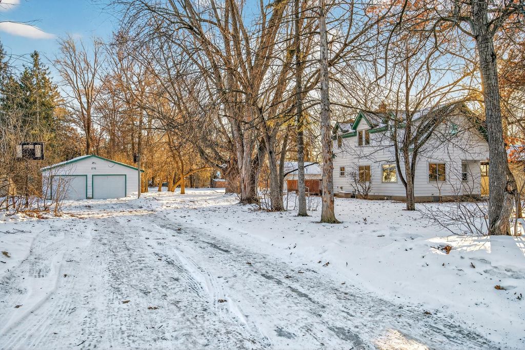 Photo of 676 Birch Lane S, Shoreview, MN 55126 (MLS # 6822026)
