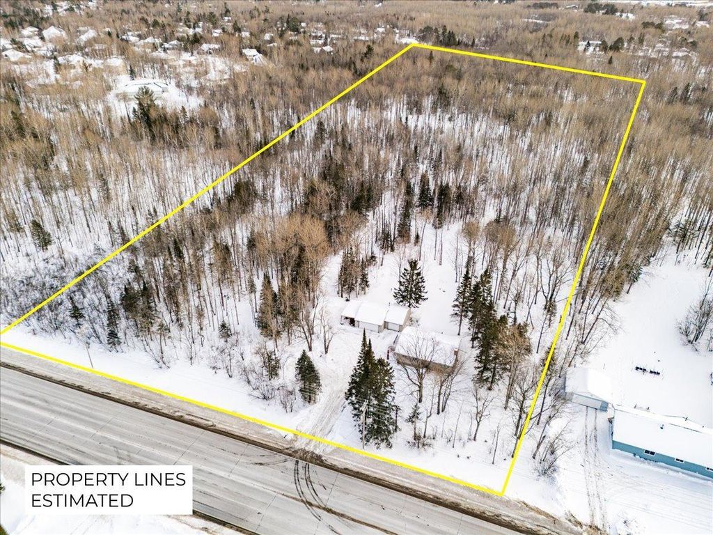 Photo of 4016 W Arrowhead Road, Duluth, MN 55811 (MLS # 7020070)