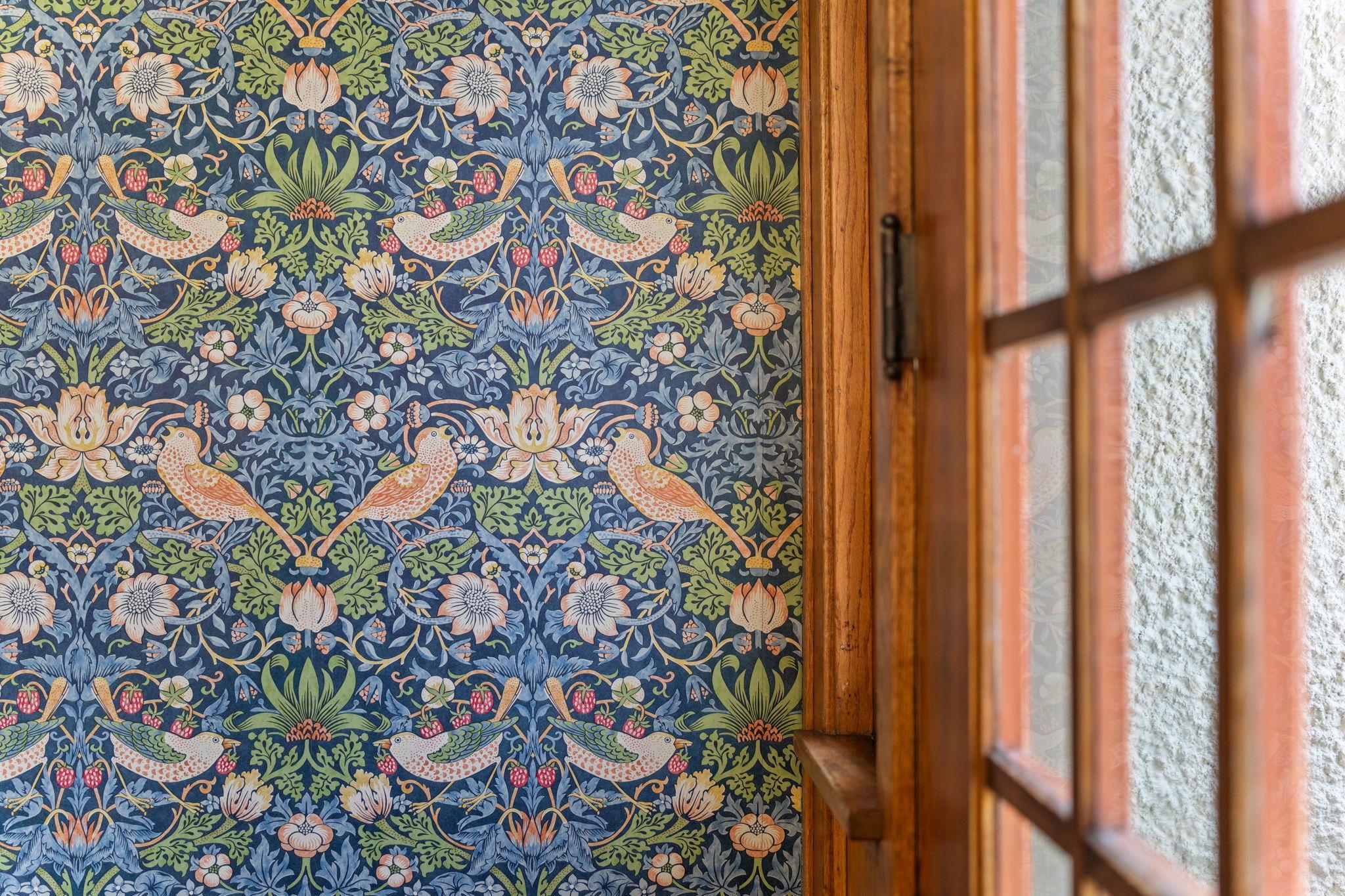 4537 Colfax Avenue S