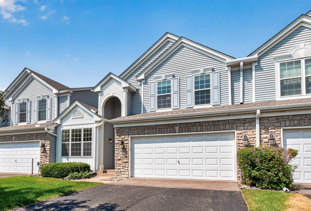 Photo of 3896 Darling Drive, Woodbury, MN 55125 (MLS # 7118585)