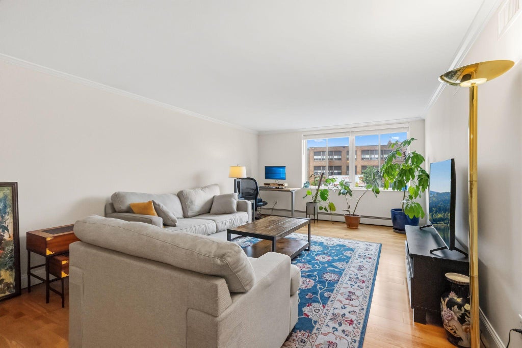 Photo of 2800 W 44th Street #201, Minneapolis, MN 55410 (MLS # 7147886)