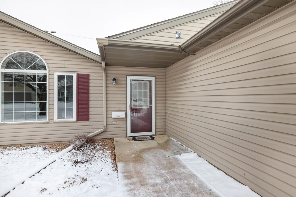 Photo of 4833 31st Avenue NW, Rochester, MN 55901 (MLS # 7018401)