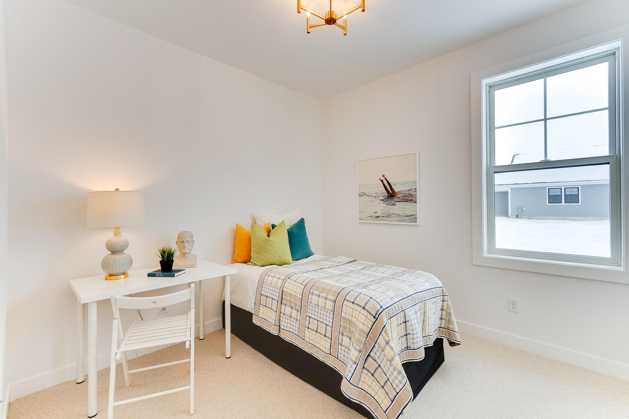 xxx9 217th Street W