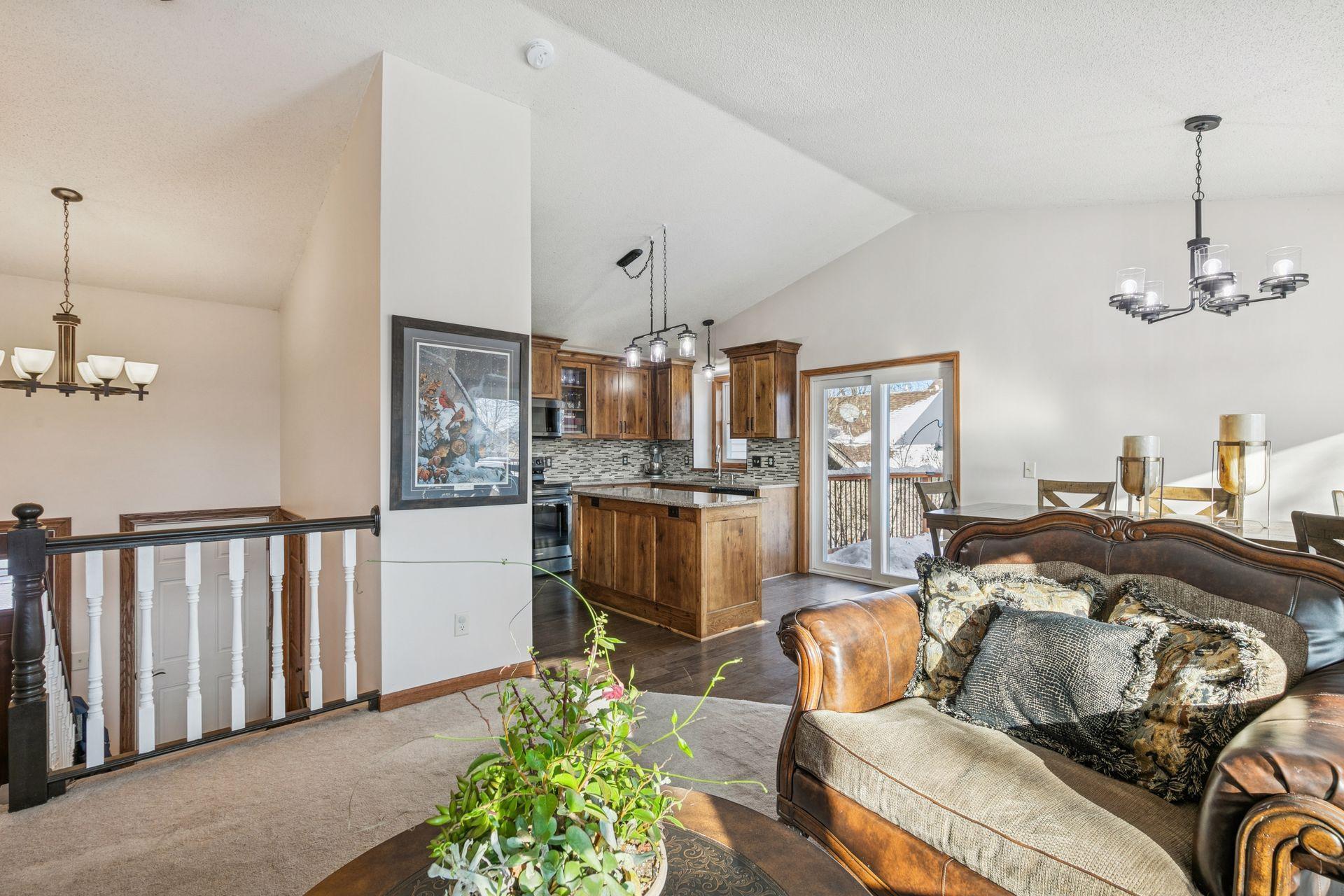 7140 Upper 157th Street W