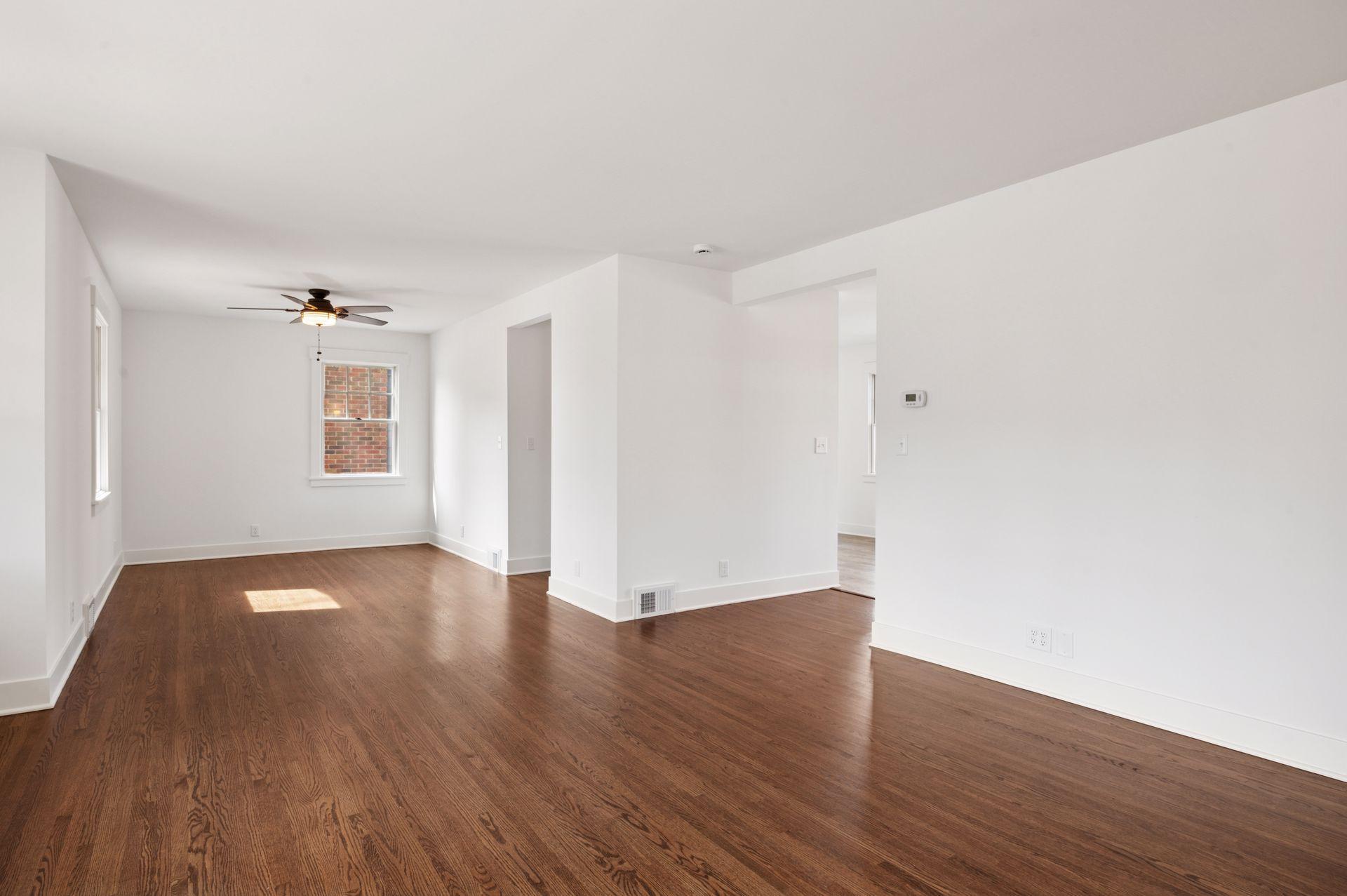 2115 Hartford Avenue
