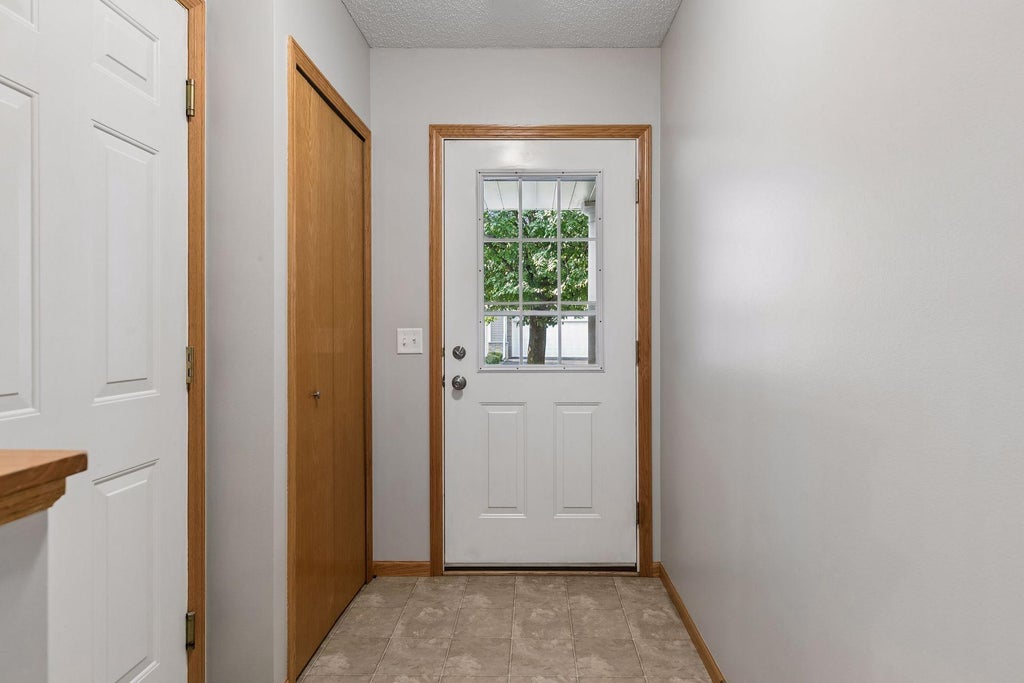Photo of 2085 Saint Johns Court, Woodbury, MN 55129 (MLS # 7121572)
