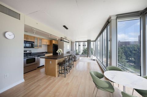 8151 33rd Avenue S 305 Bloomington MN 55425