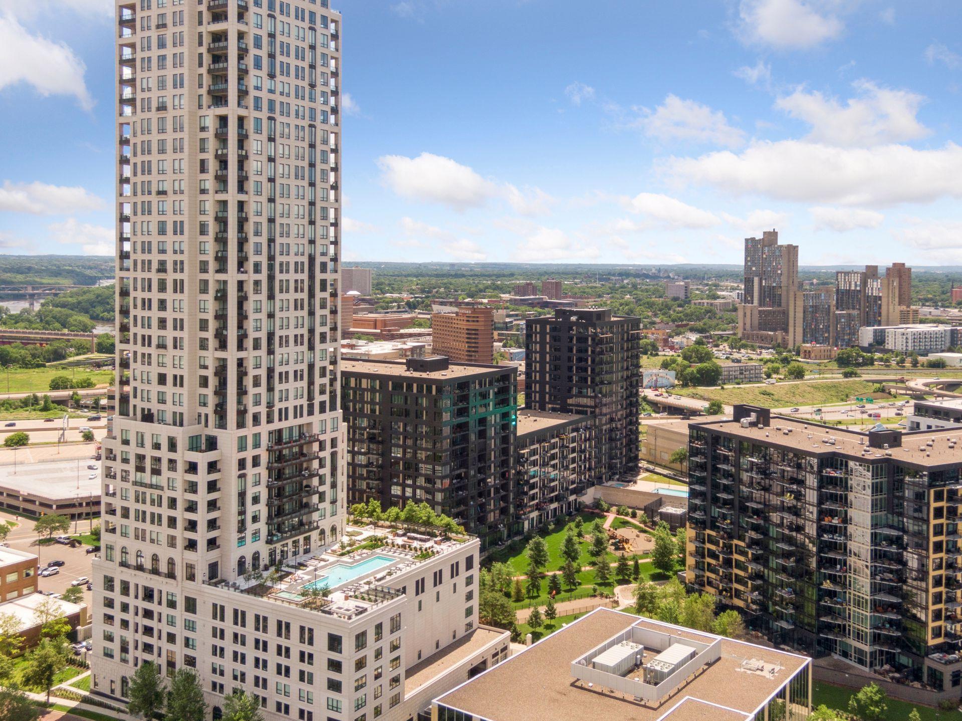1111 W River Parkway 24A