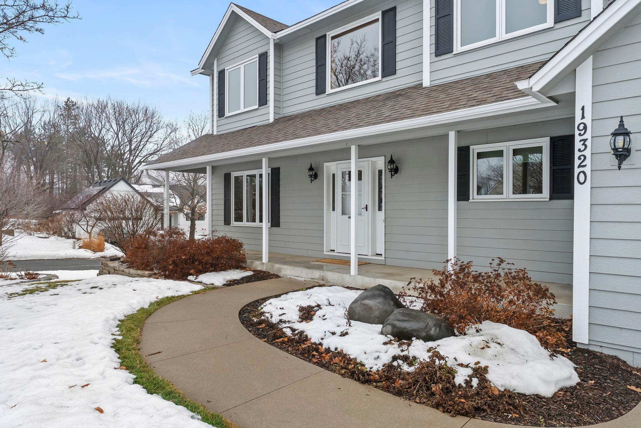 19320 Ellington Trail