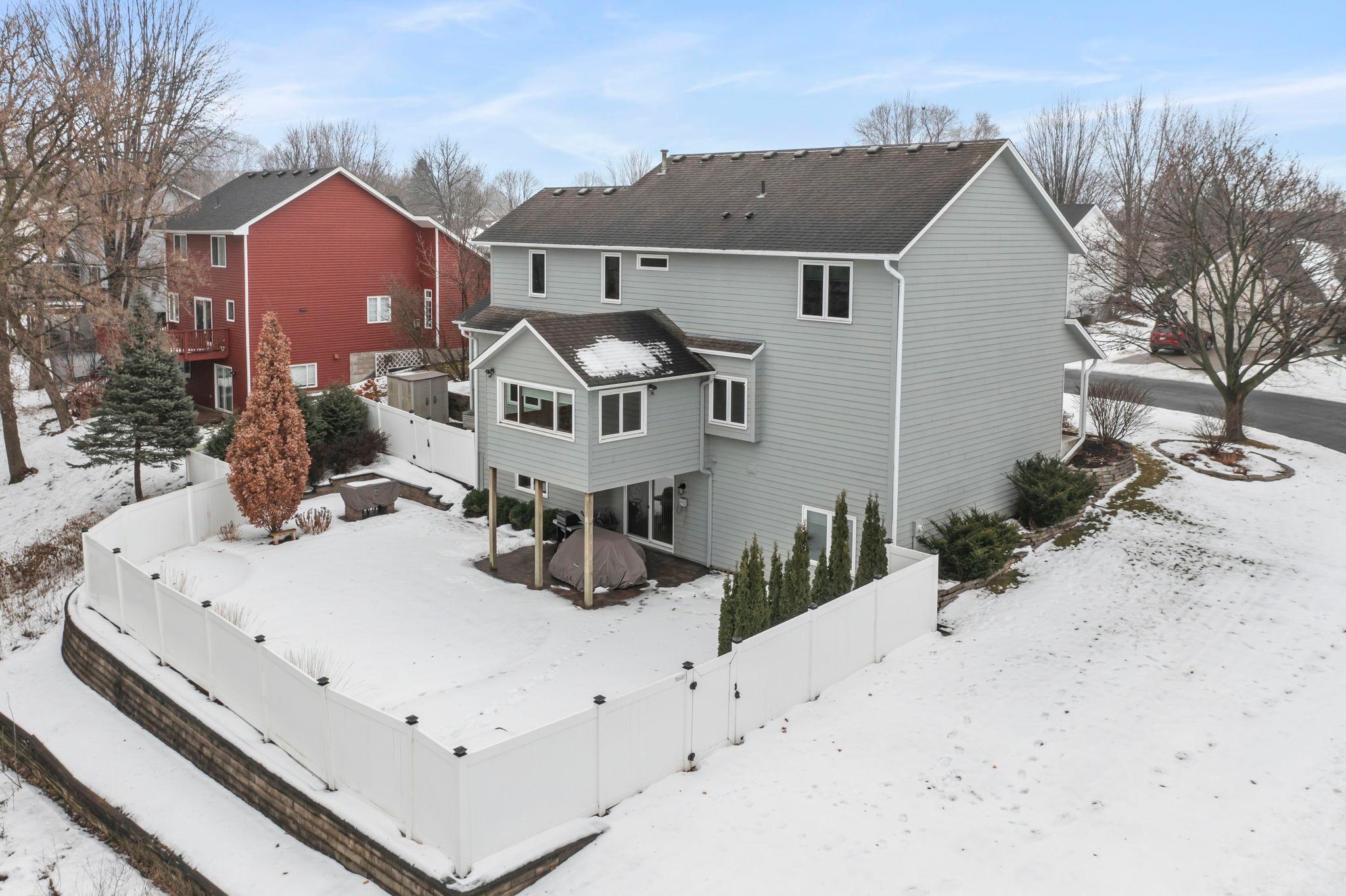 19320 Ellington Trail