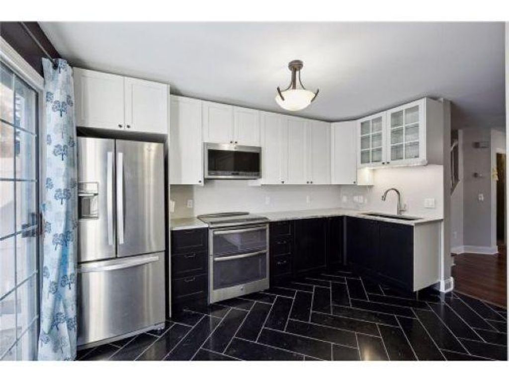 Photo of 8909 Peep O Day Trail, Eden Prairie, MN 55347 (MLS # 6822295)