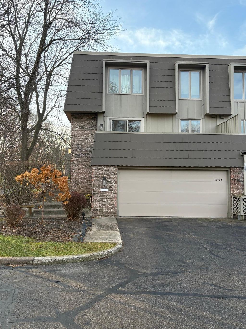 Photo of 10346 Berkshire Road, Bloomington, MN 55437 (MLS # 6705074)