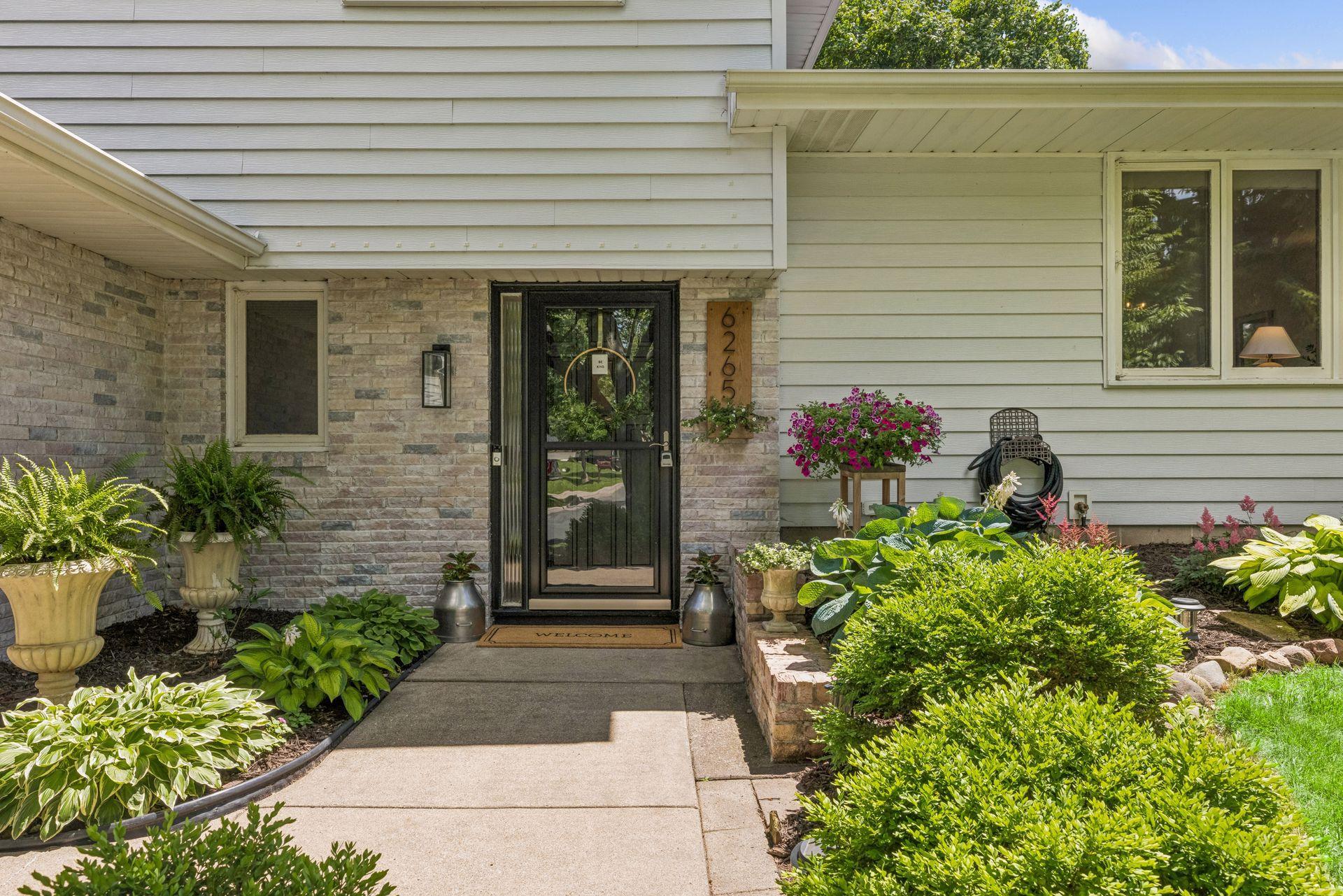 6265 Oakwood Road