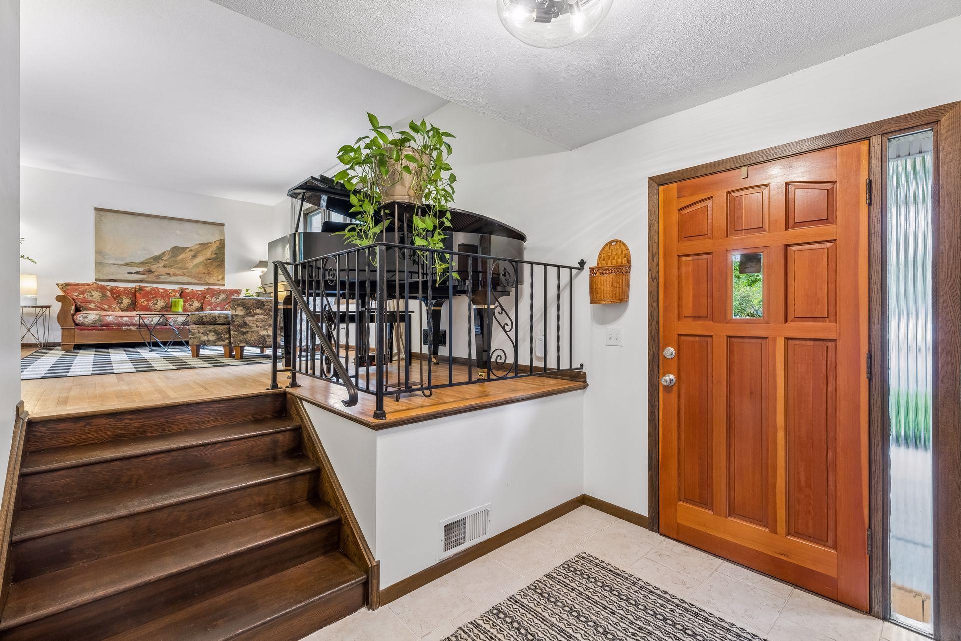 6265 Oakwood Road