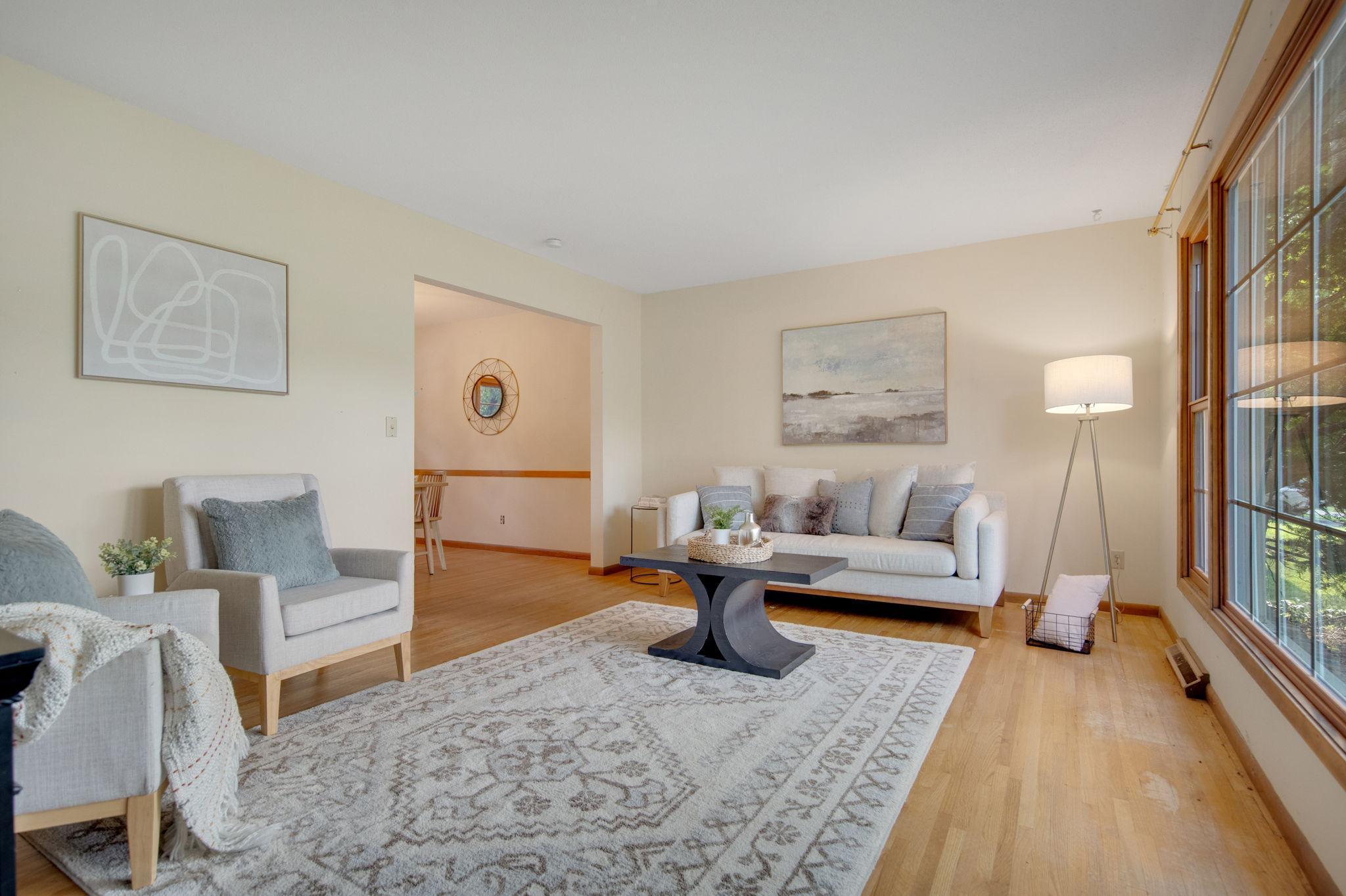 2246 Thomas Lane