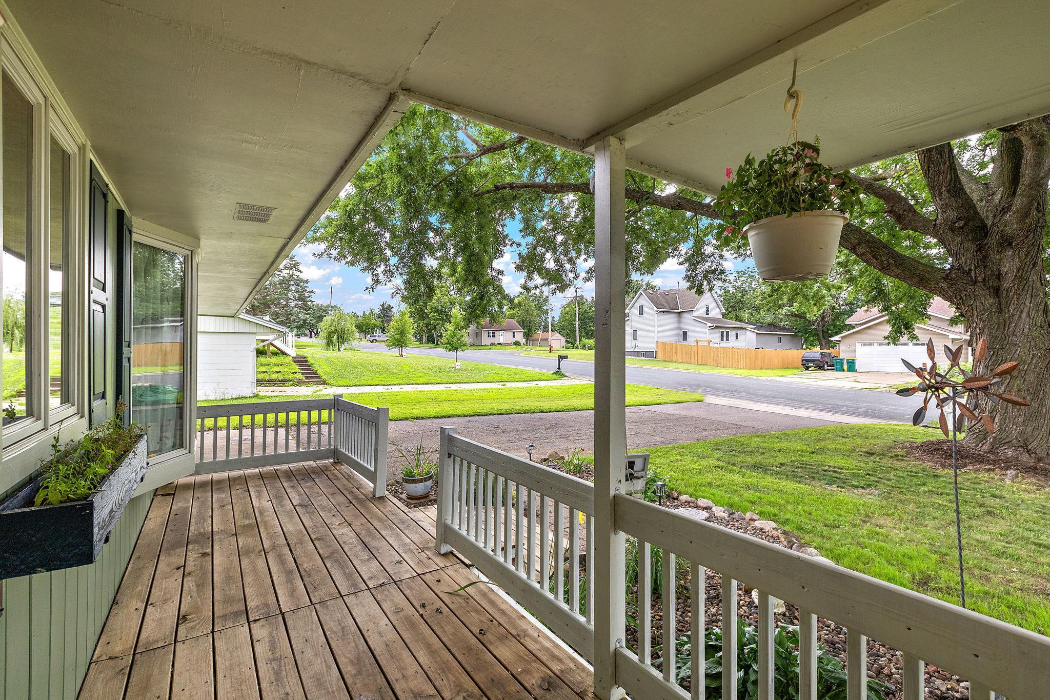 405 N Elm Street