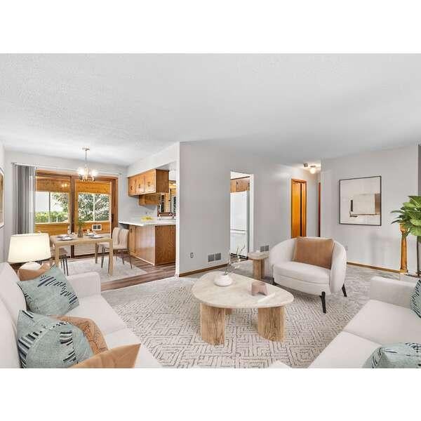 3231 Meadowbrook Court