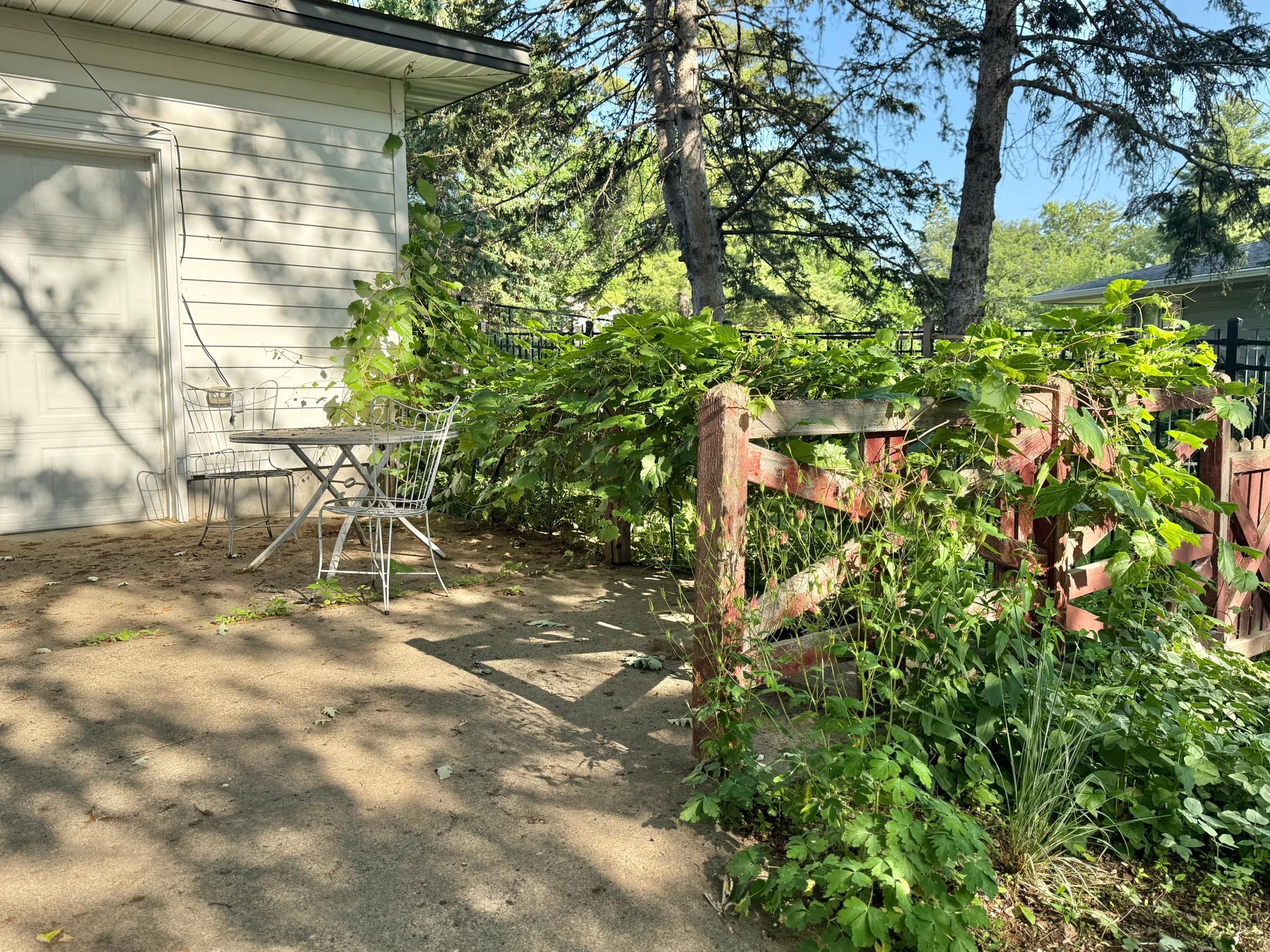 1124 Phinney Avenue
