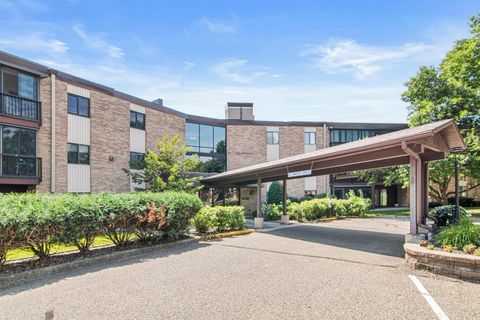 2670 Oxford Street N 230 Roseville MN 55113