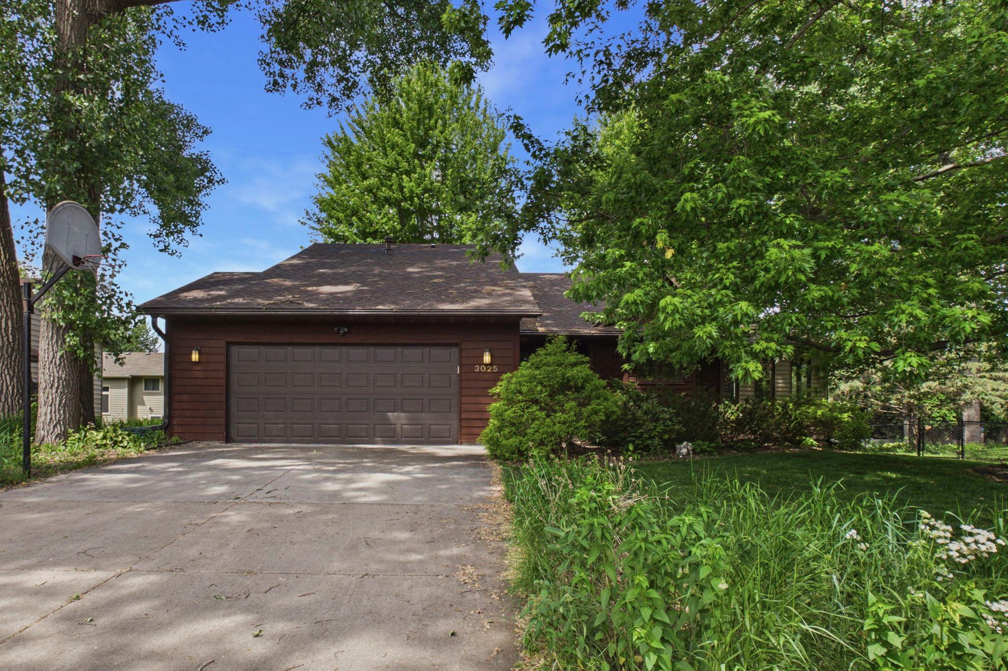 3025 Thunder Bay Road