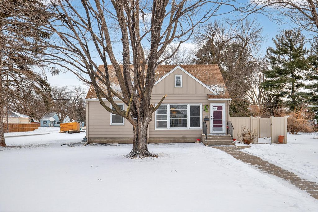 Photo of 6046 Emerson Avenue N, Brooklyn Center, MN 55430 (MLS # 6825343)