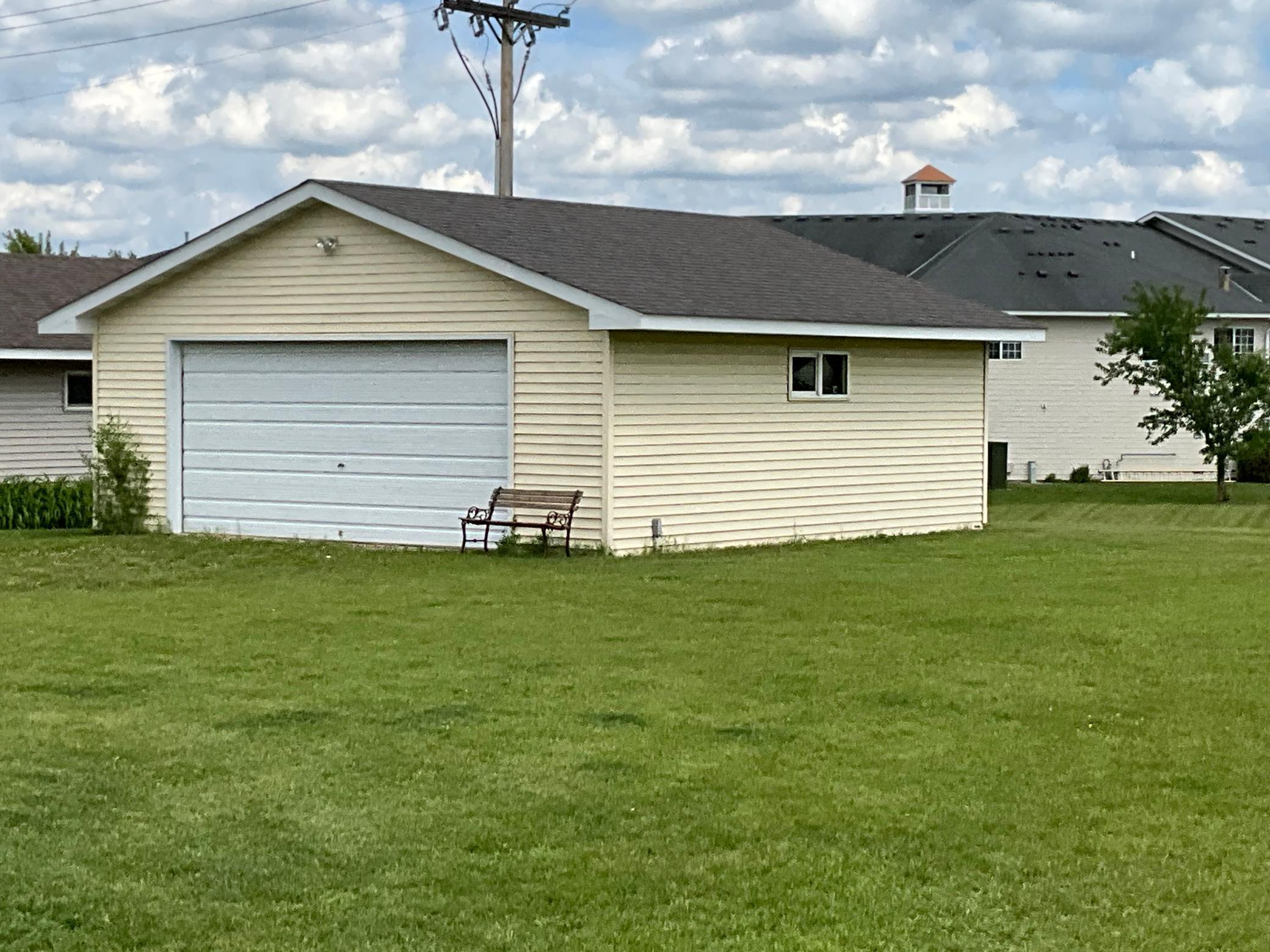 208 2nd Street