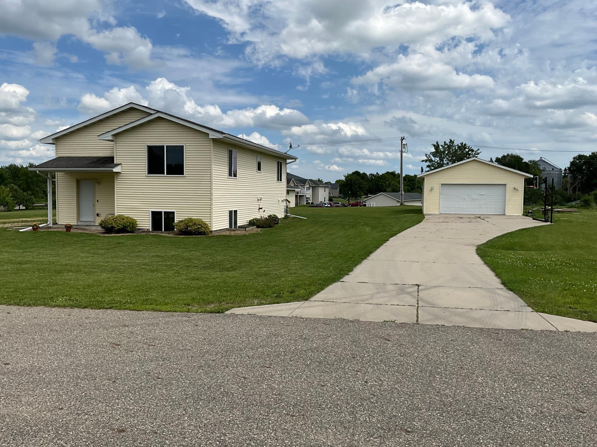 208 2nd Street