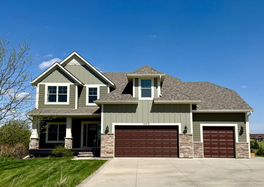 Photo of 15315 Elm Court, Faribault, MN 55021 (MLS # 7074364)