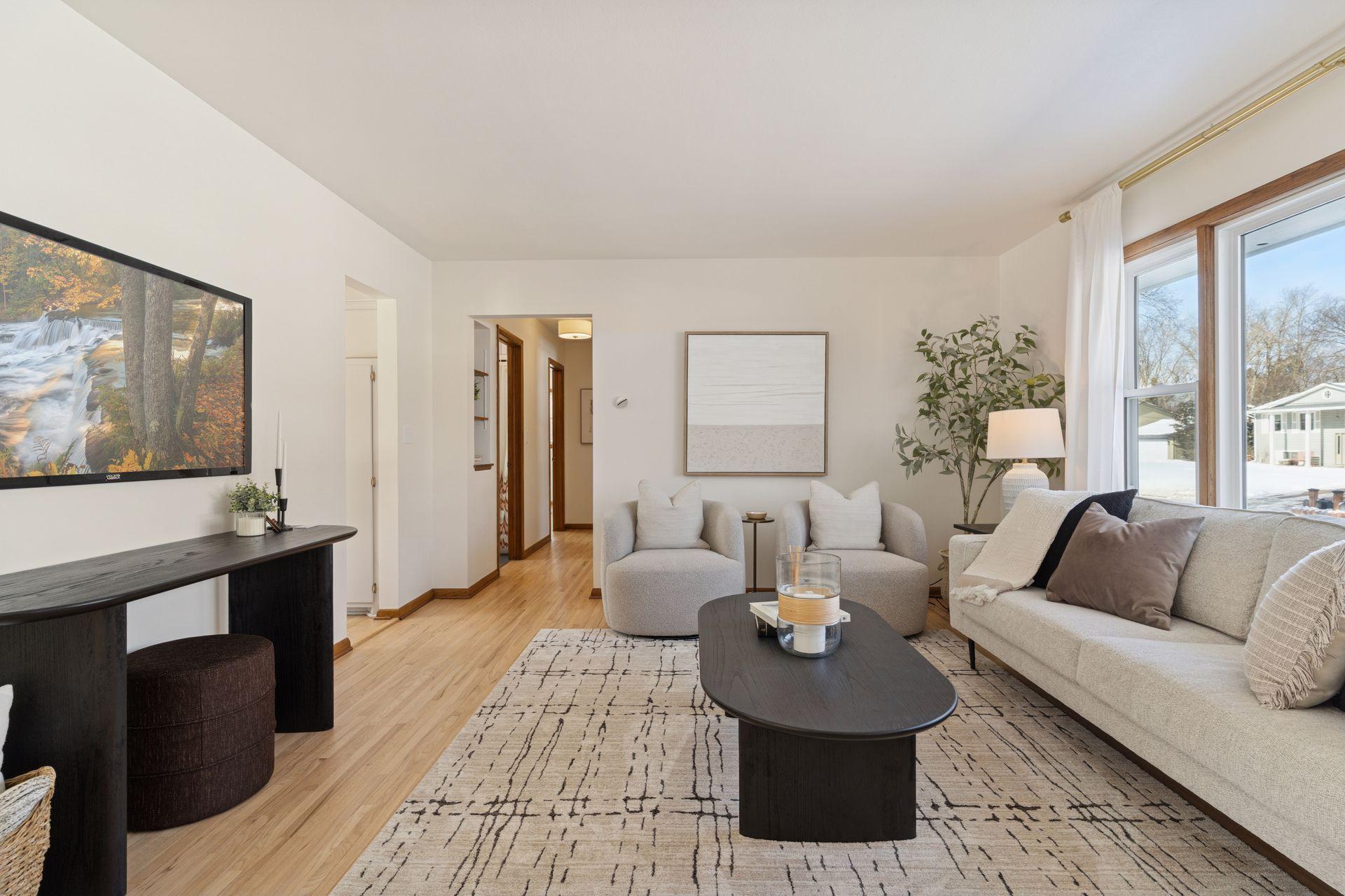 13413 Arthur Street W