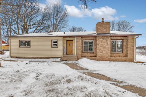 253 10th Avenue N, Waite Park, MN 56387 - #: 7006025