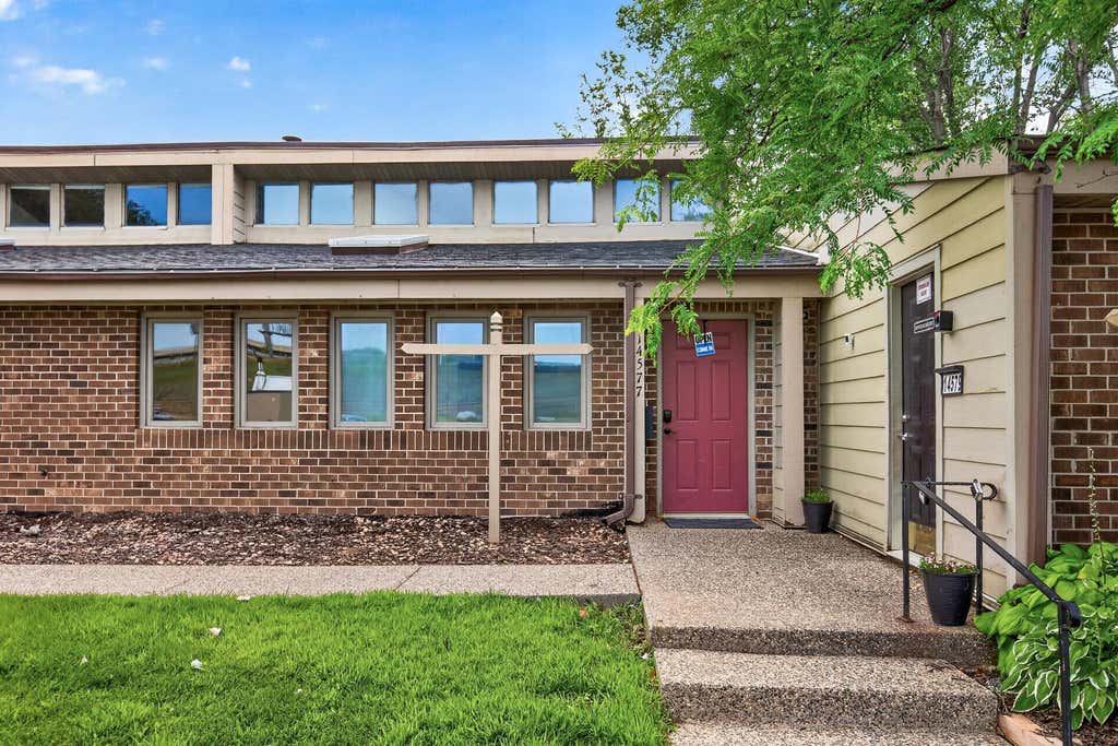 Photo of 14577 Grand Avenue S, Burnsville, MN 55306 (MLS # 7118729)