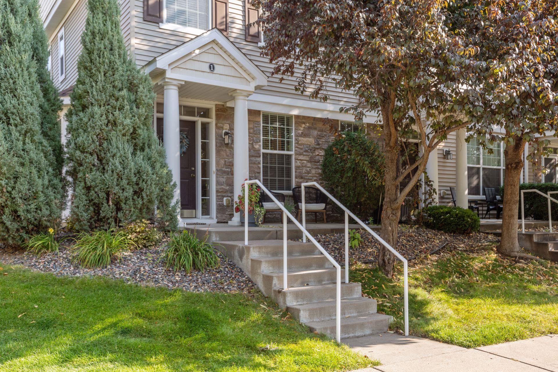 1615 Legacy Parkway E 1011