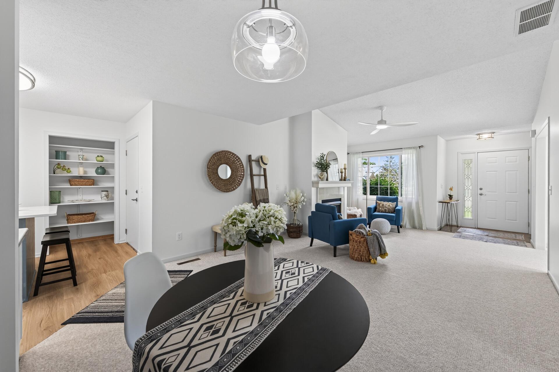 9887 Tamarack Cove